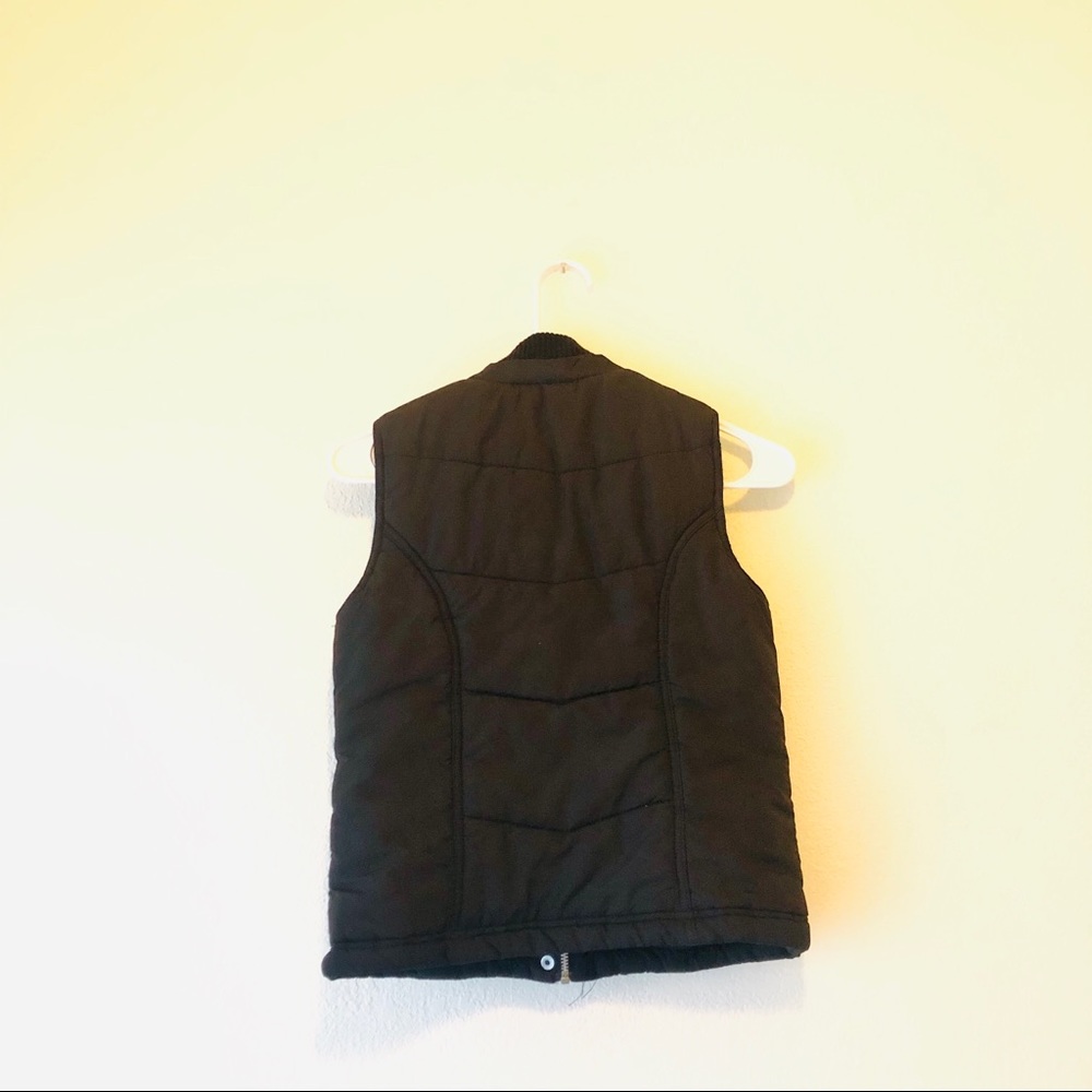 Justice | girls | black puffer vest, silver zipper - Picture 5 of 7